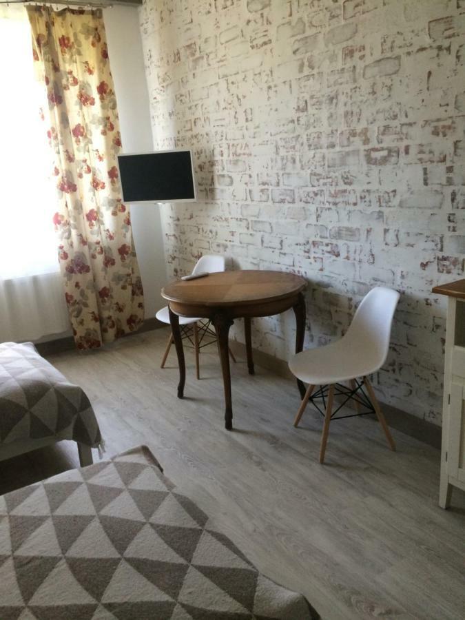 Dzirnavinas Motel Biksti ภายนอก รูปภาพ